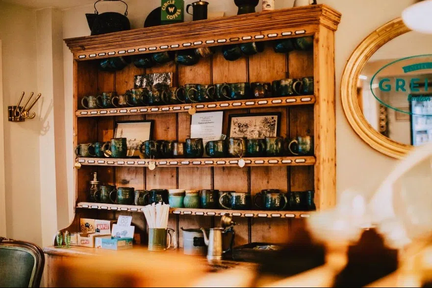 House Mugs cabinet at Greisers